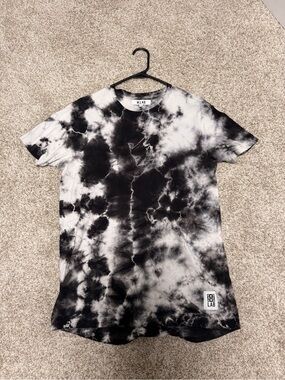 Black & White Tie-Dye Crewneck T-Shirt